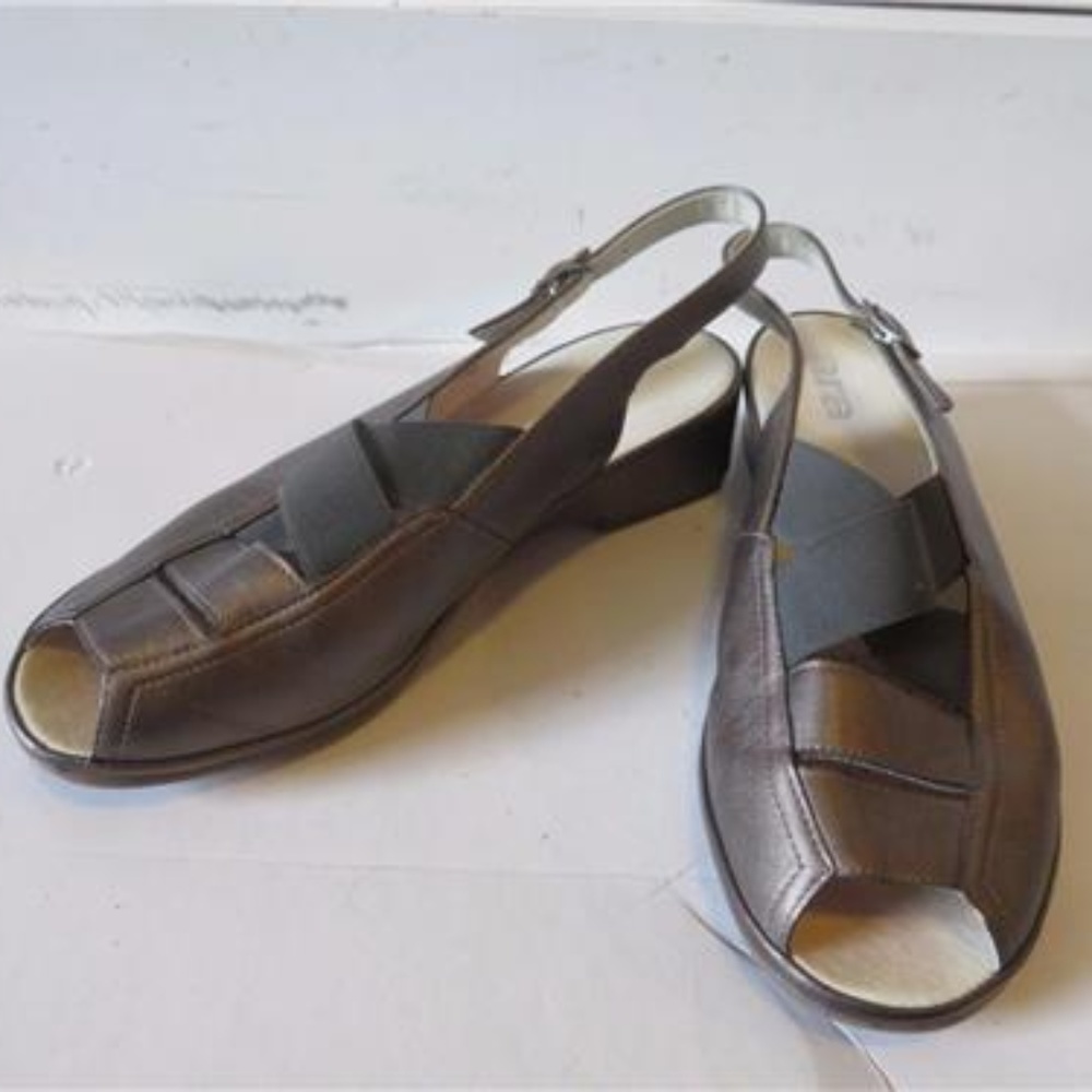 ARA SILVER LEATHER  SANDALS US 8/ UK 6